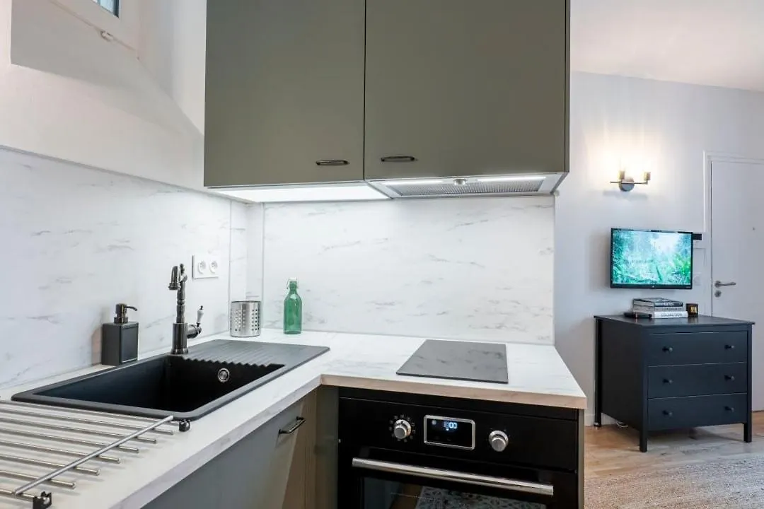 Charming Studio - Heart Of Marais - Paris France