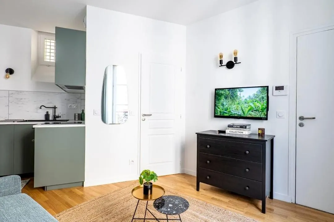Apartment Charming Studio - Heart Of Marais - Paris France